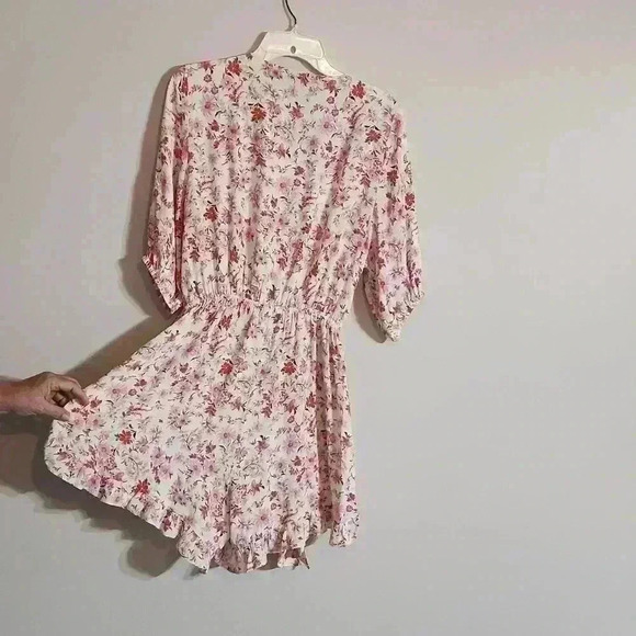 Shore medium floral romper - Picture 8 of 8